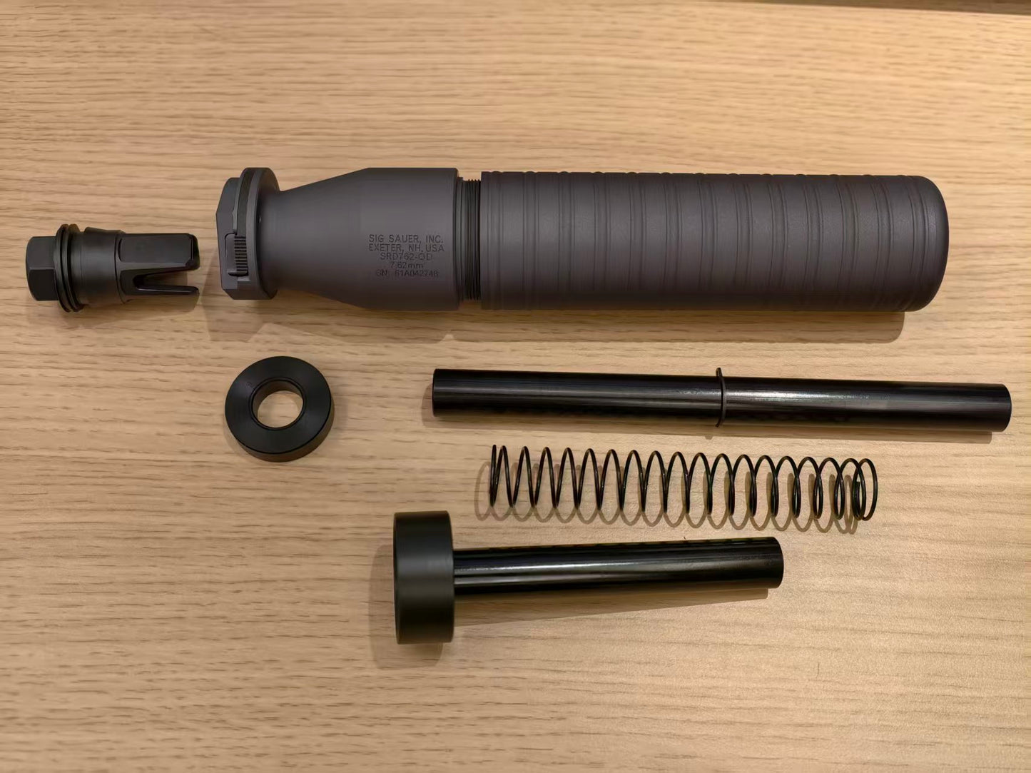 Airsoft Mock Suppressor – 14mm CCW, SRD762 with QD muzzle break suppressor Replica