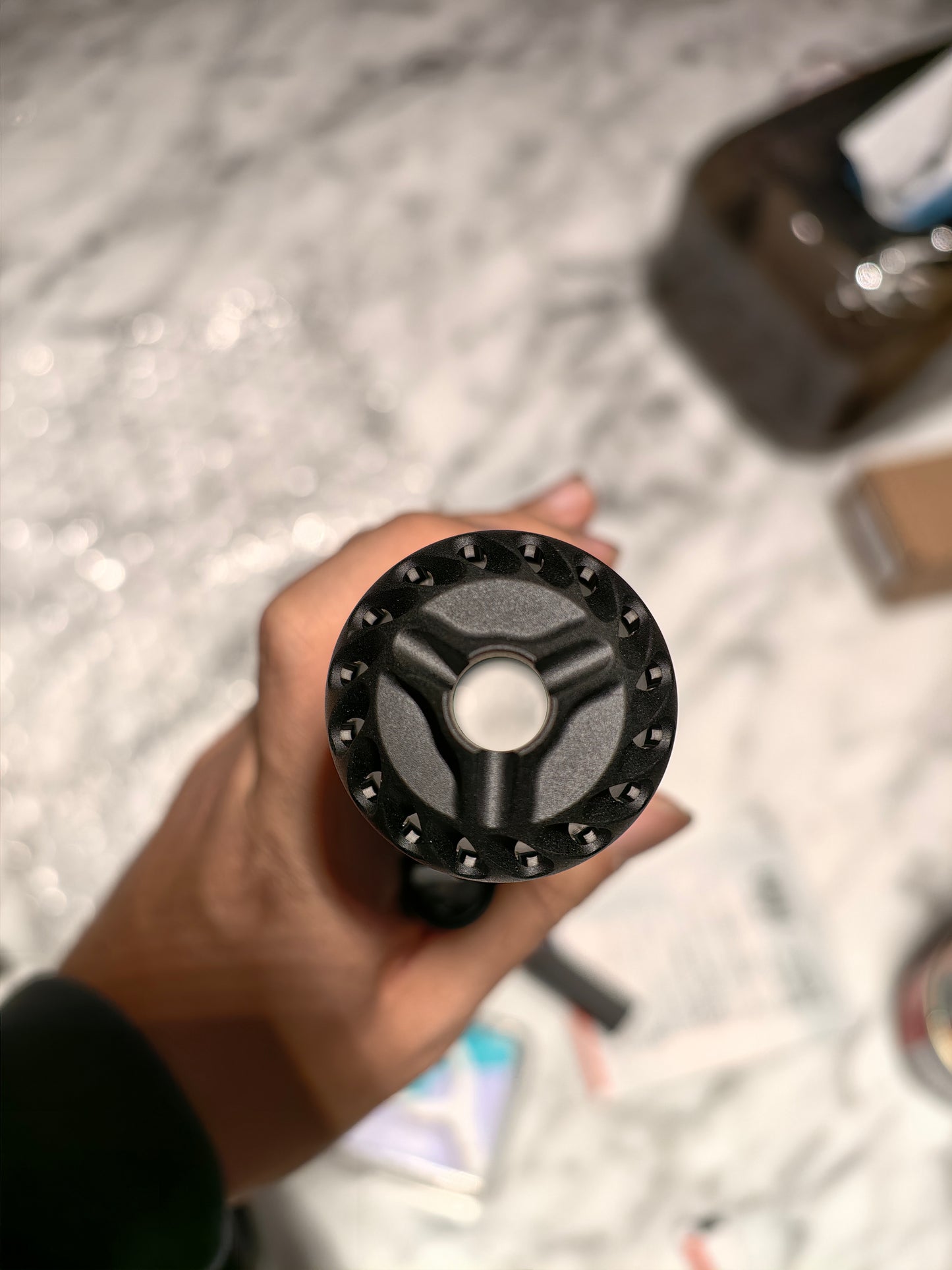 Airsoft HUXWRX FLOW 556Ti Style QD Mock Suppressor 14mm CCW detail view for airsoft replica builds