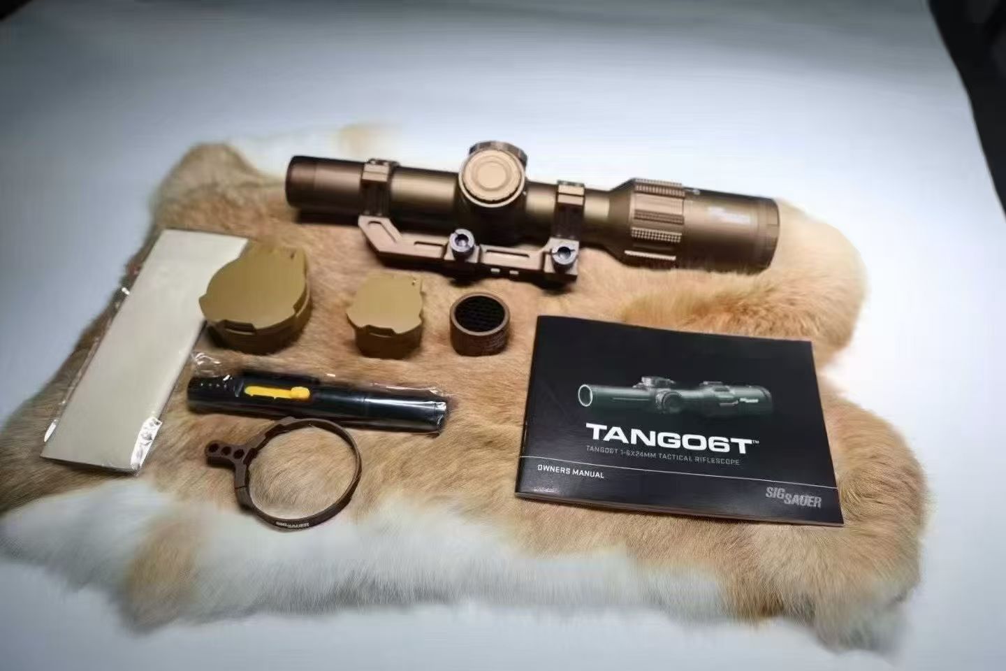 Holy Warrior TANGO6T 1-6x24 SFP 30mm LPVO Scope with mount Airsoft